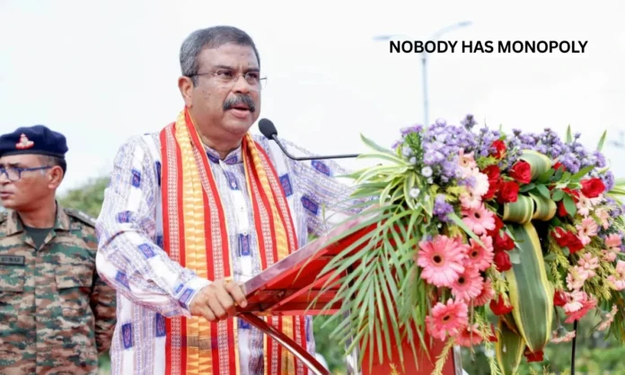Dharmendra Pradhan Challenges Rahul Gandhi Over Gen Z Support as DUSU Victory Sparks Political Battle