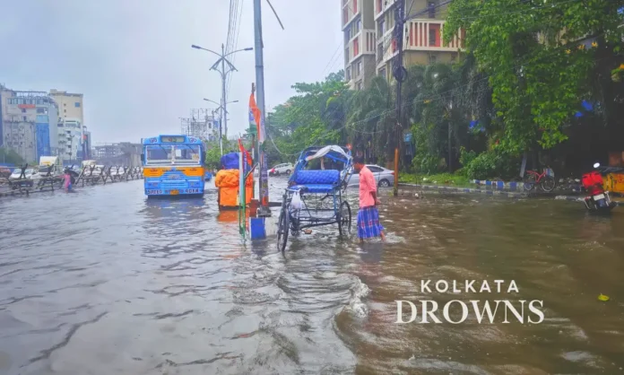 Kolkata Flooding When One Nights Rain Exceeded Three Weeks Combined (3)